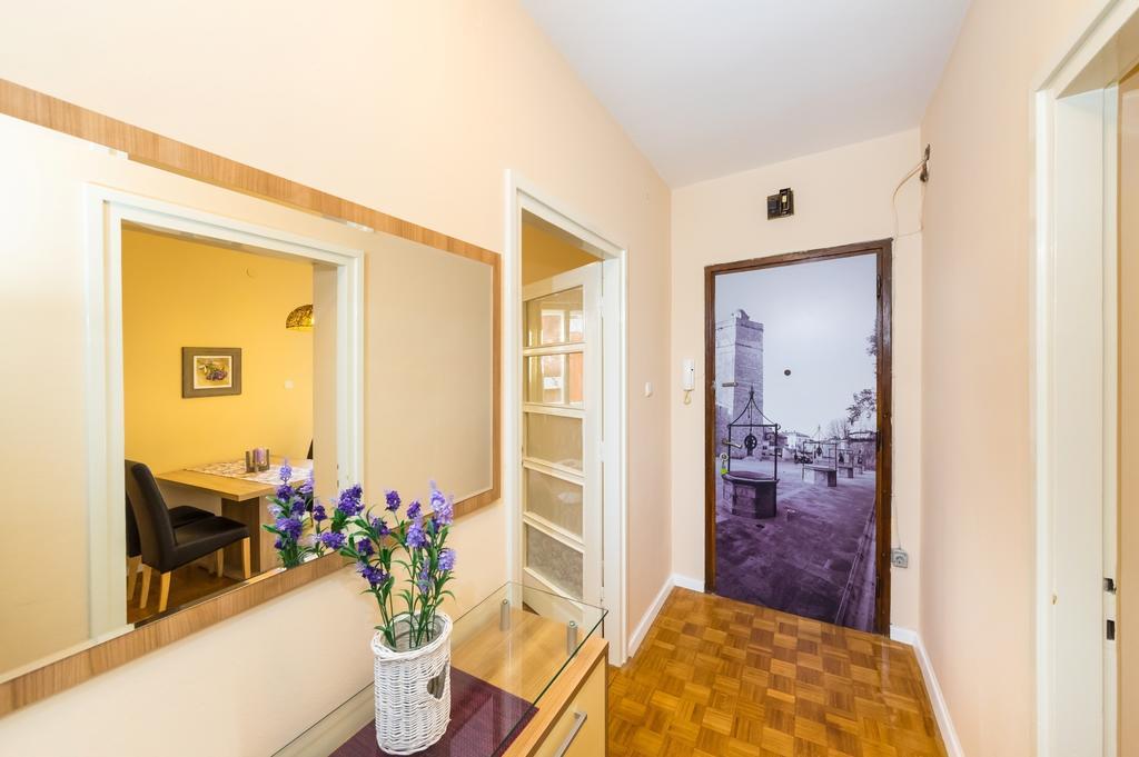 Apartment Colona Zara Camera foto