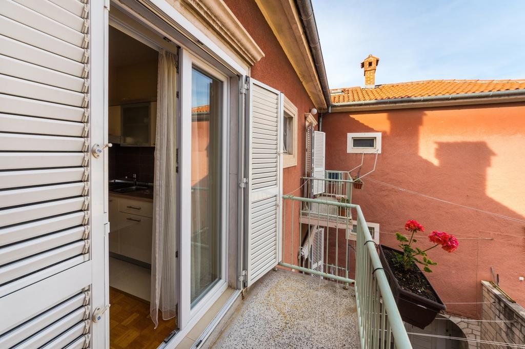 Apartment Colona Zara Camera foto